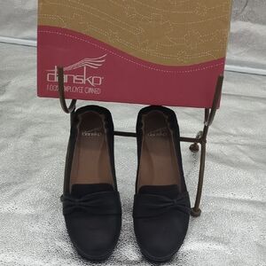 New Dansko Womens Karen Black Burnished Nubuck Size 37